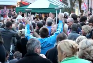 Street party Come on Eileen