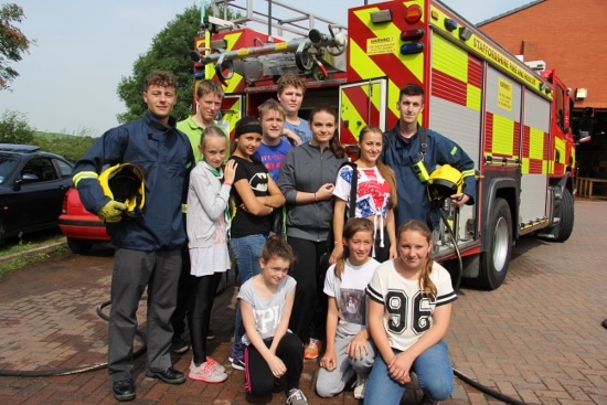 Scouts - Russian & Staffs visit fire HQ (550x367)