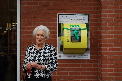 Defibrillator (4) (500x335)