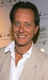 Richard E Grant