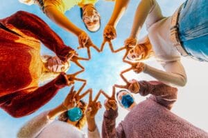 Community supporting people infected by corona virus