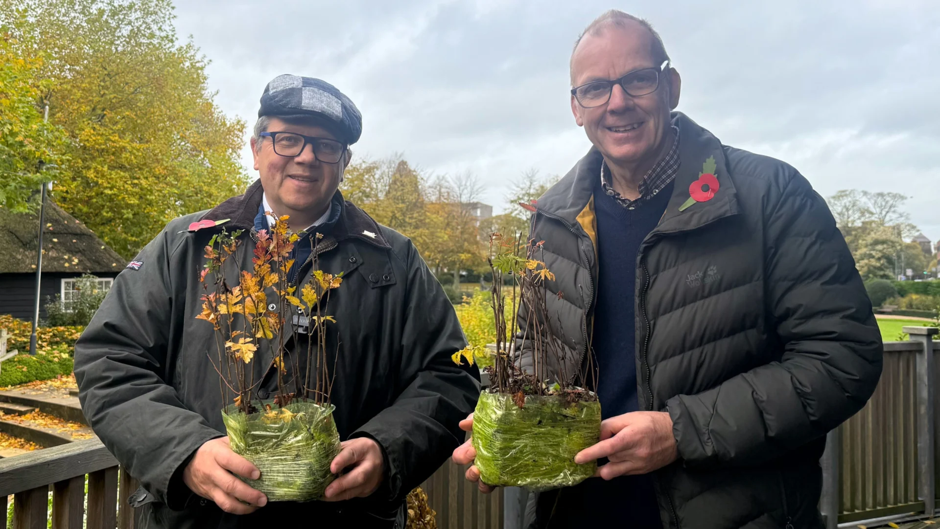Tree giveaway Andrew Mynors and Nigel Yates