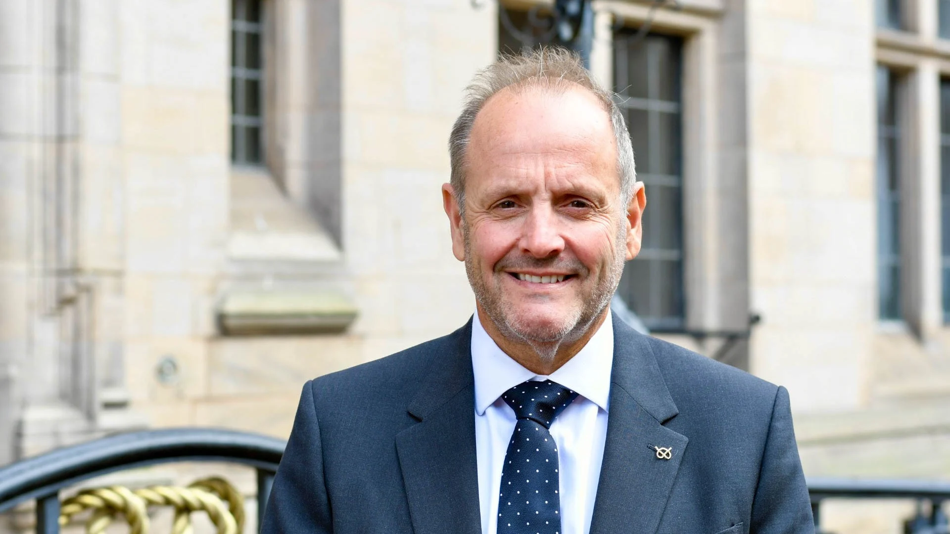 Cllr Robin Hall